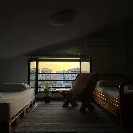 Appartement Cozy Big With Balcony Tirana